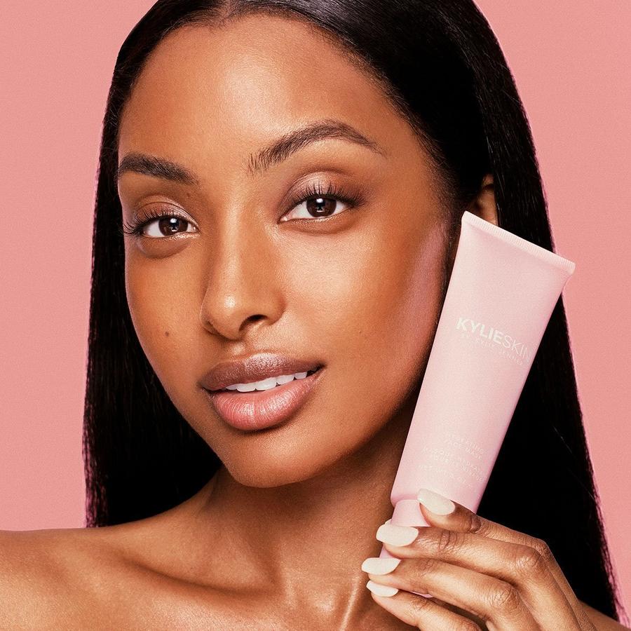 HYDRATING FACE MASK